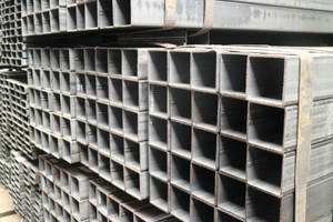 Carbon Steel Hot DIP Galvanized Coating Square Rectangular Tube Tubo De Laton Ms Gi Hollow Section Steel Pipe 