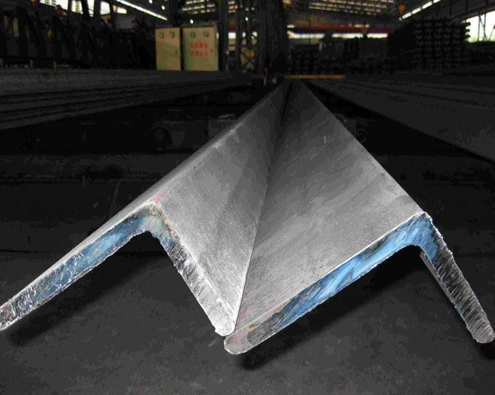 Low Price Structural Iron Angle Bar Angle Iron Rolling Machine Steel Iron Angle